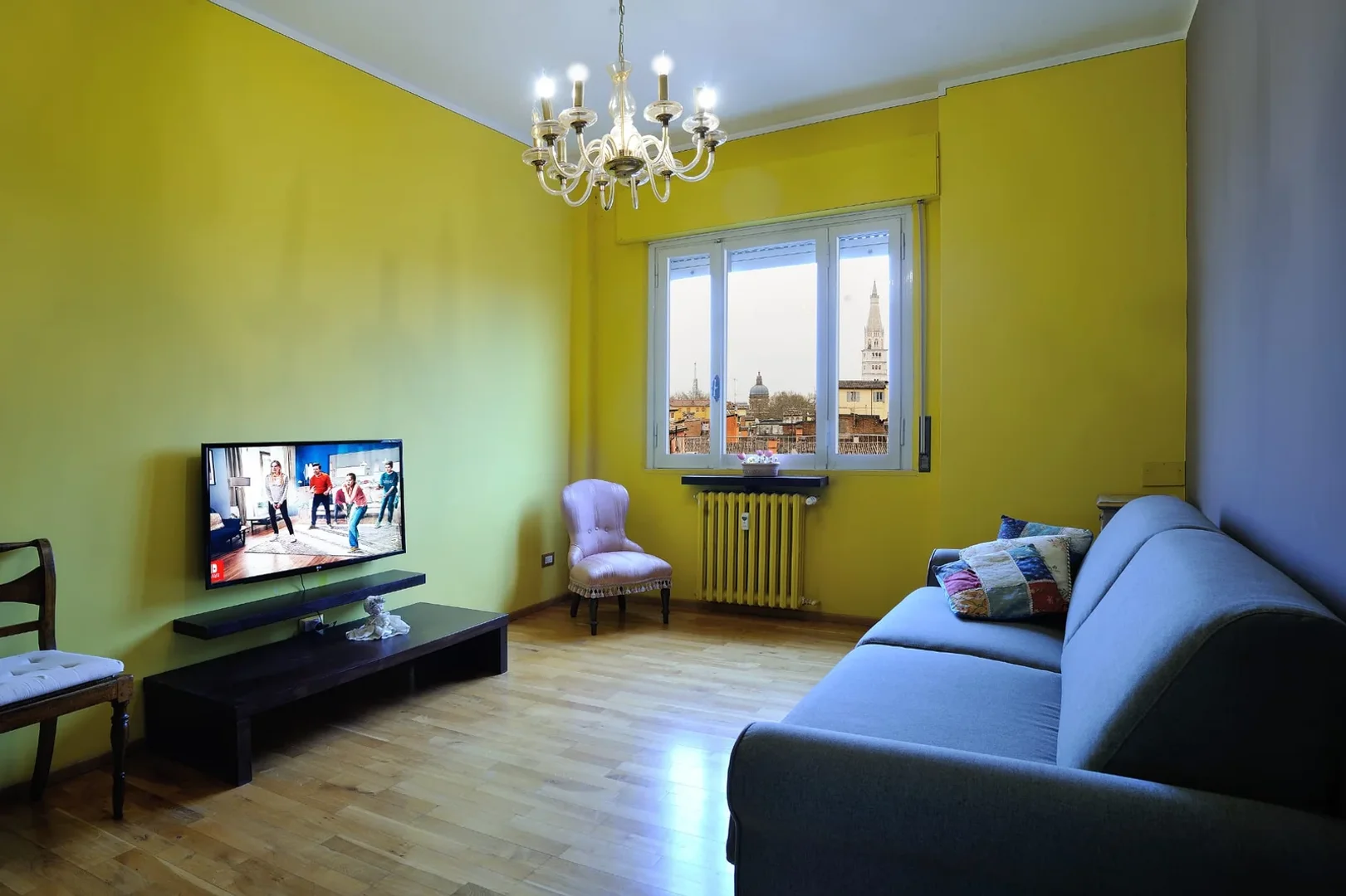Bezahlbares Zimmer für Studenten mit ausreichender Beleuchtung in 