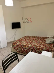 Privatzimmer in der Via Ettore Fieramosca 1, bild 2 von 9