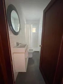 Chambre privée à Calle Juan B Melo, image 5 de 7