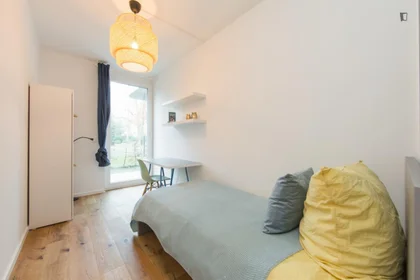 Privatzimmer in der Nazarethkirchstraße, bild 1 von 10