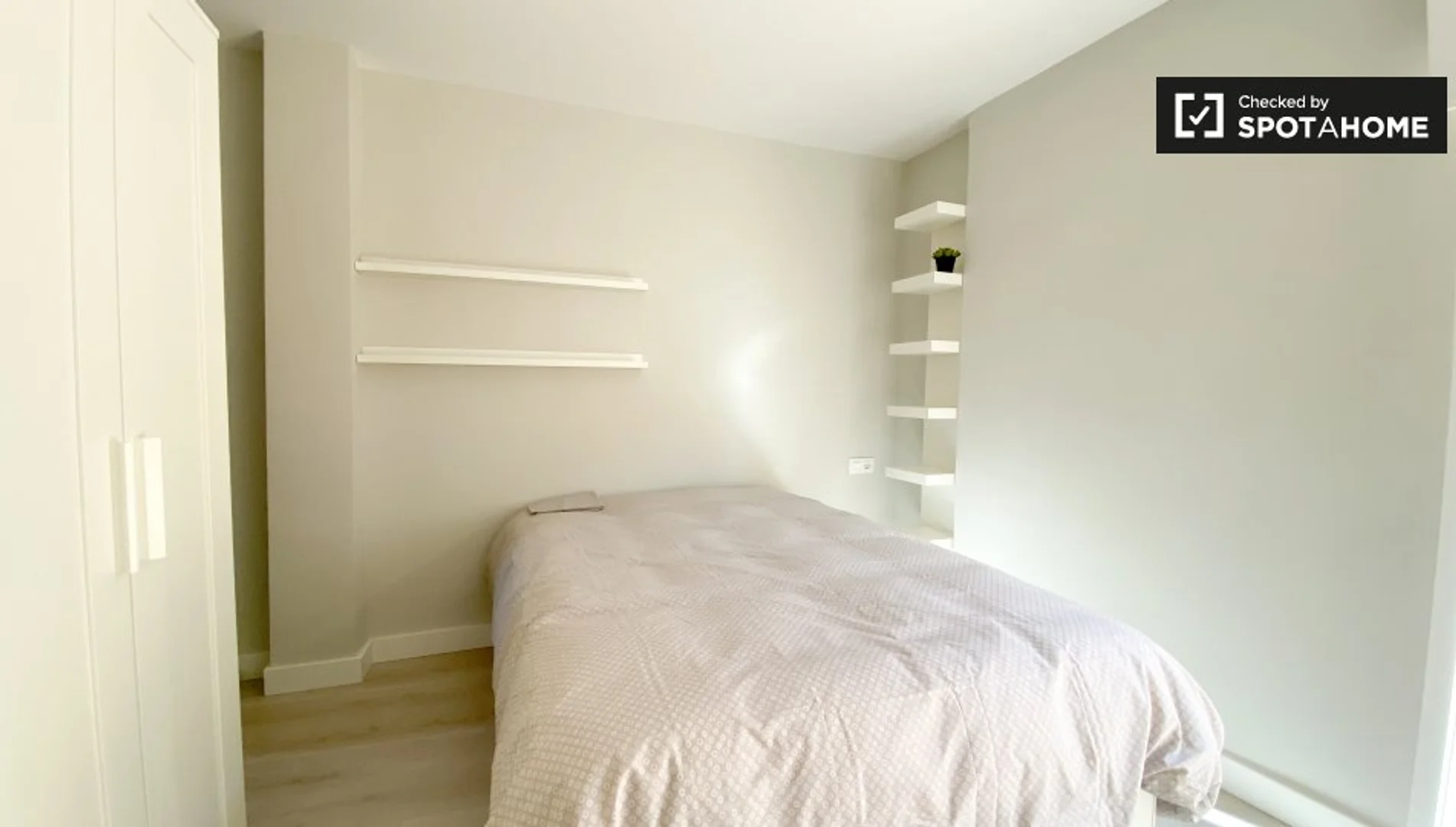 Studentenfreundliches Zimmer in  mit modernen Annehmlichkeiten