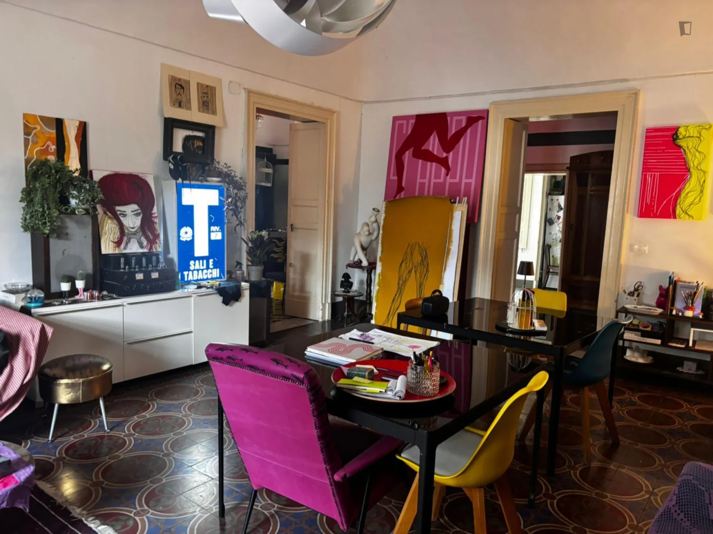 Quarto acolhedor para estudantes disponível em 