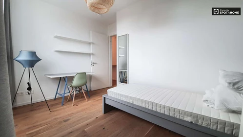 Habitación privada muy luminosa en Berlin