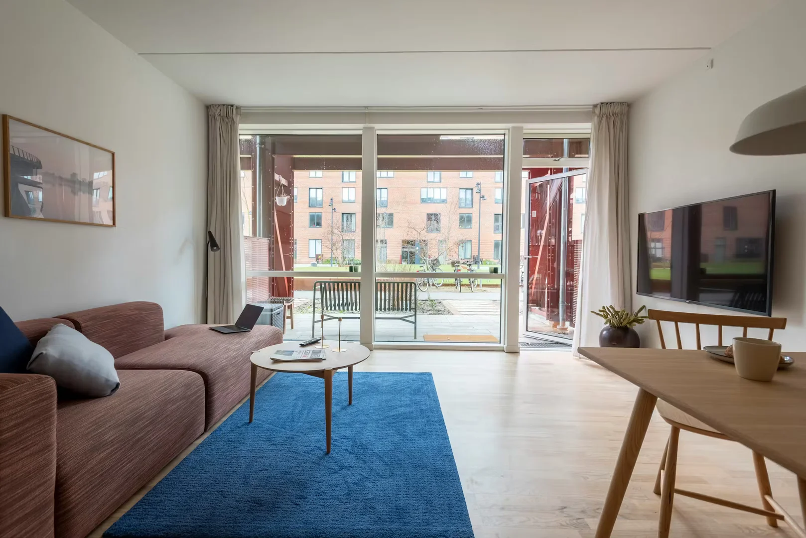 Budget-friendly student room close to campus in 