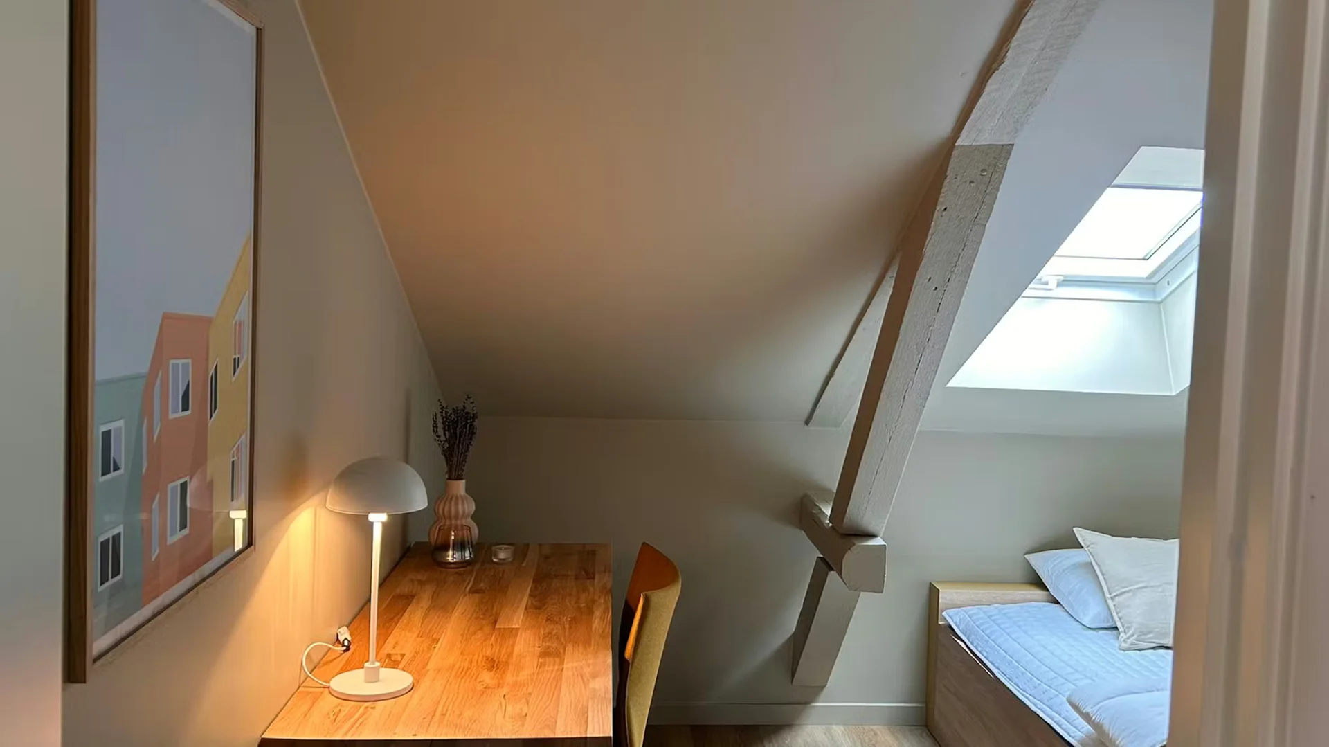 Komfortables und geräumiges Studentenzimmer in 