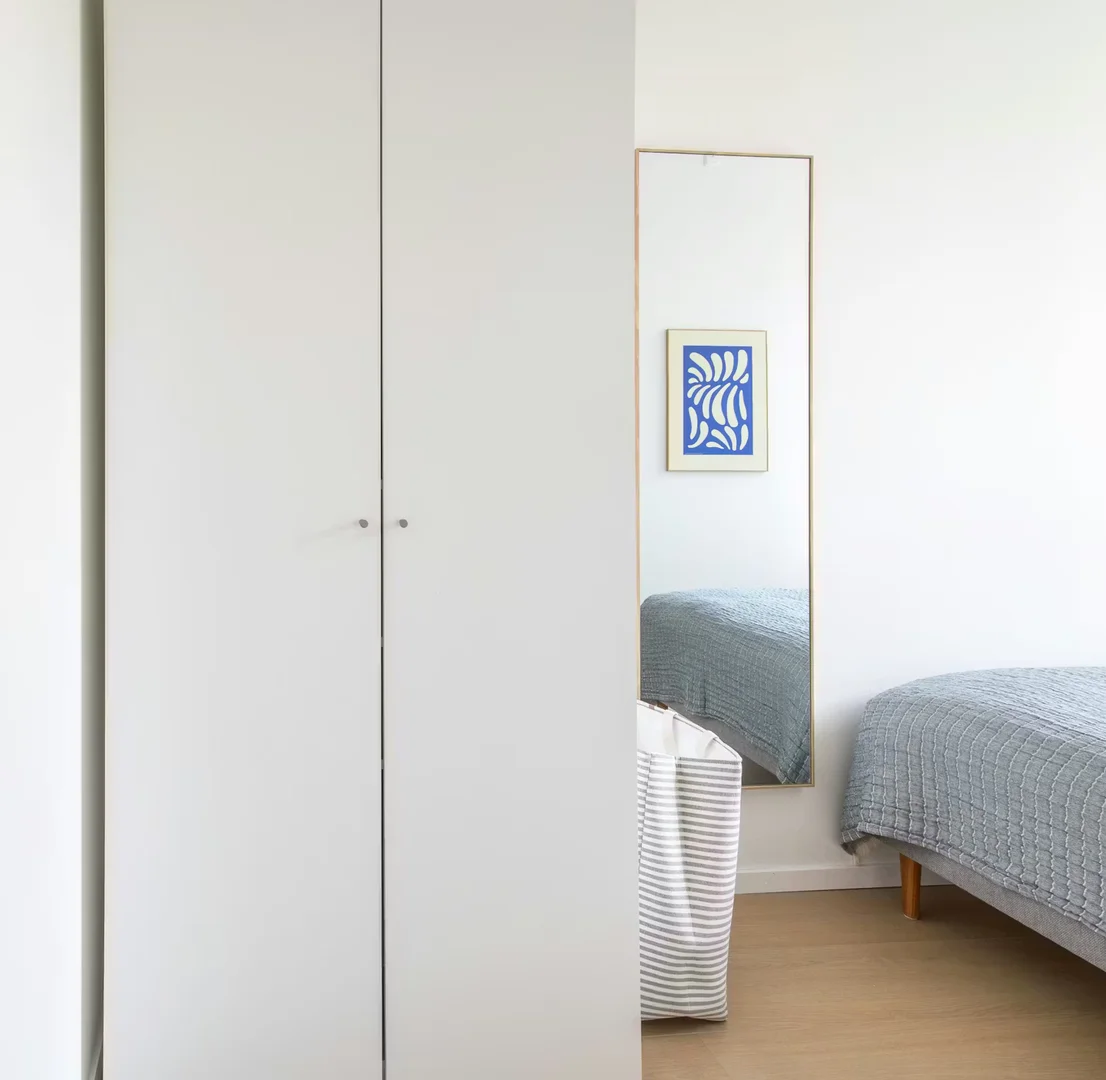 Habitación para estudiantes en  con área de estudio y facilidades compartidas