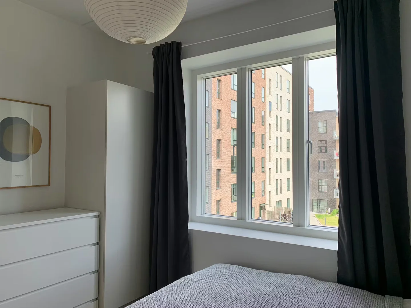 Student-friendly room in with modern amenities