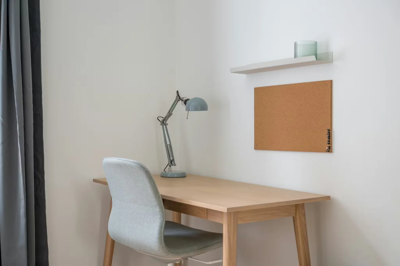Chambre d'étudiant confortable et spacieuse dans 
