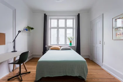 Privatzimmer in der Frederiksberg Allé, Frederiksberg C, bild 1 von 10