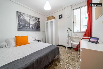 Quarto para alugar num apartamento partilhado em Valencia