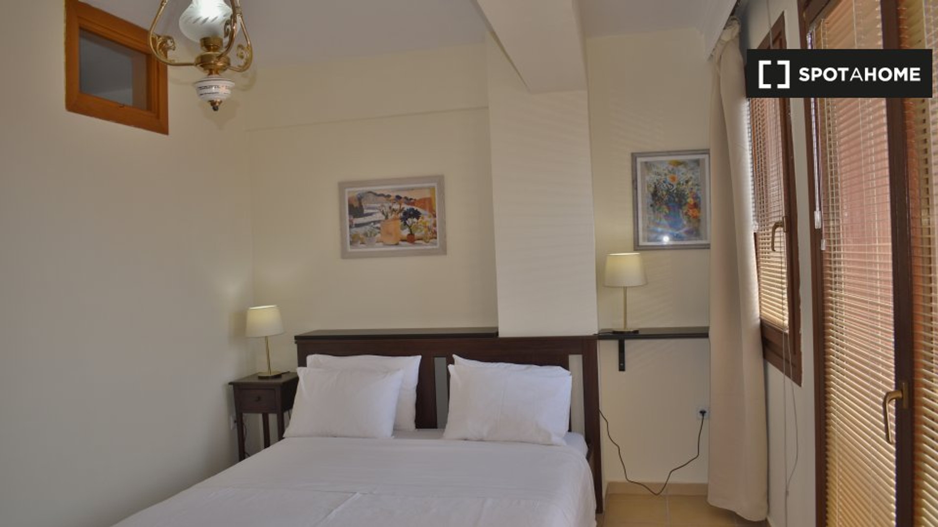 Apartamento totalmente mobilado em Salónica
