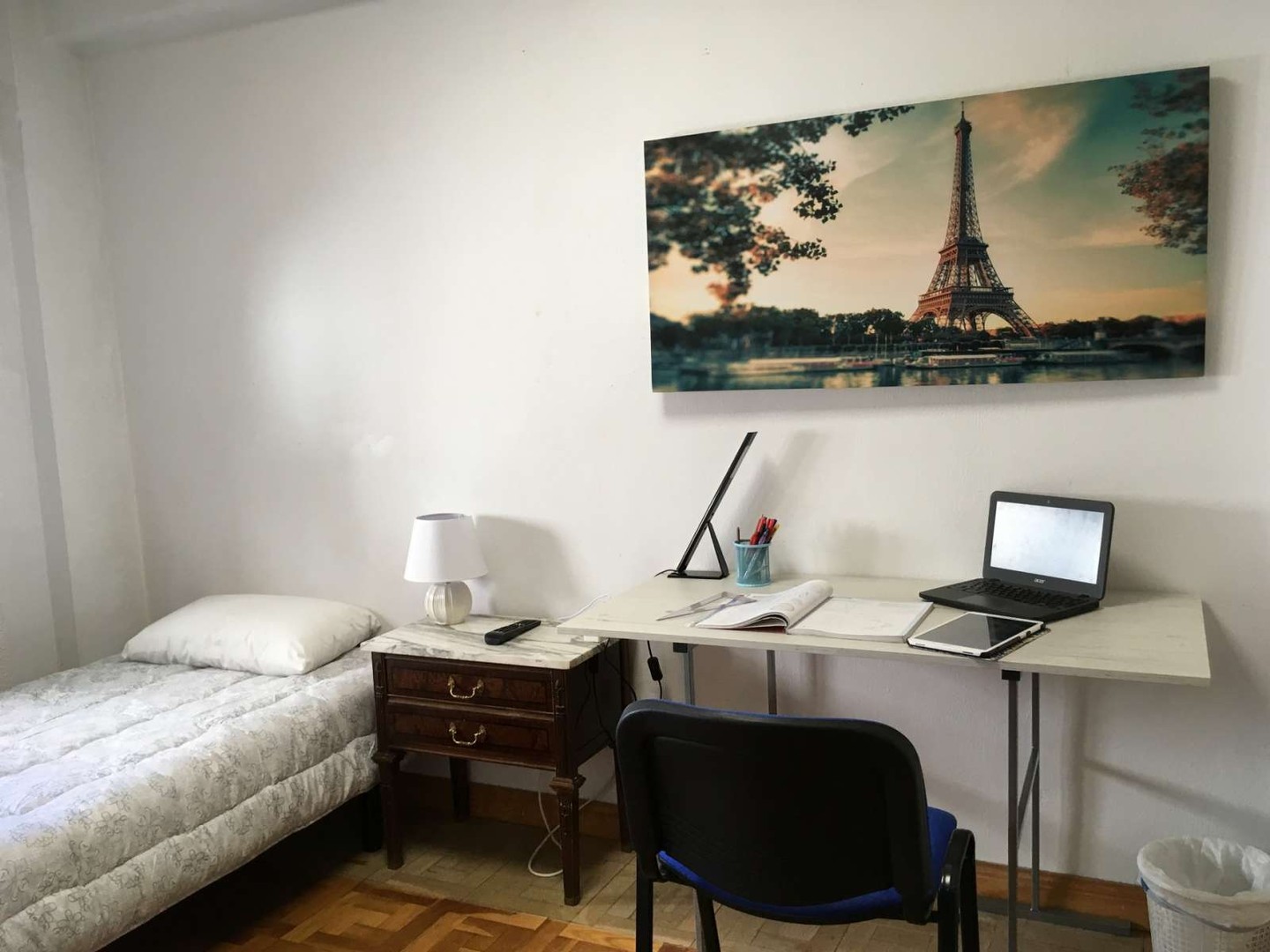 Room for rent with double bed Pamplona/iruña