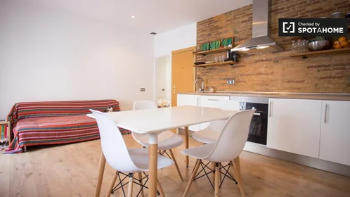 Logement entier à Carrer de Topete, image 4 de 16