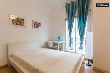 Chambre à louer avec lit double Madrid