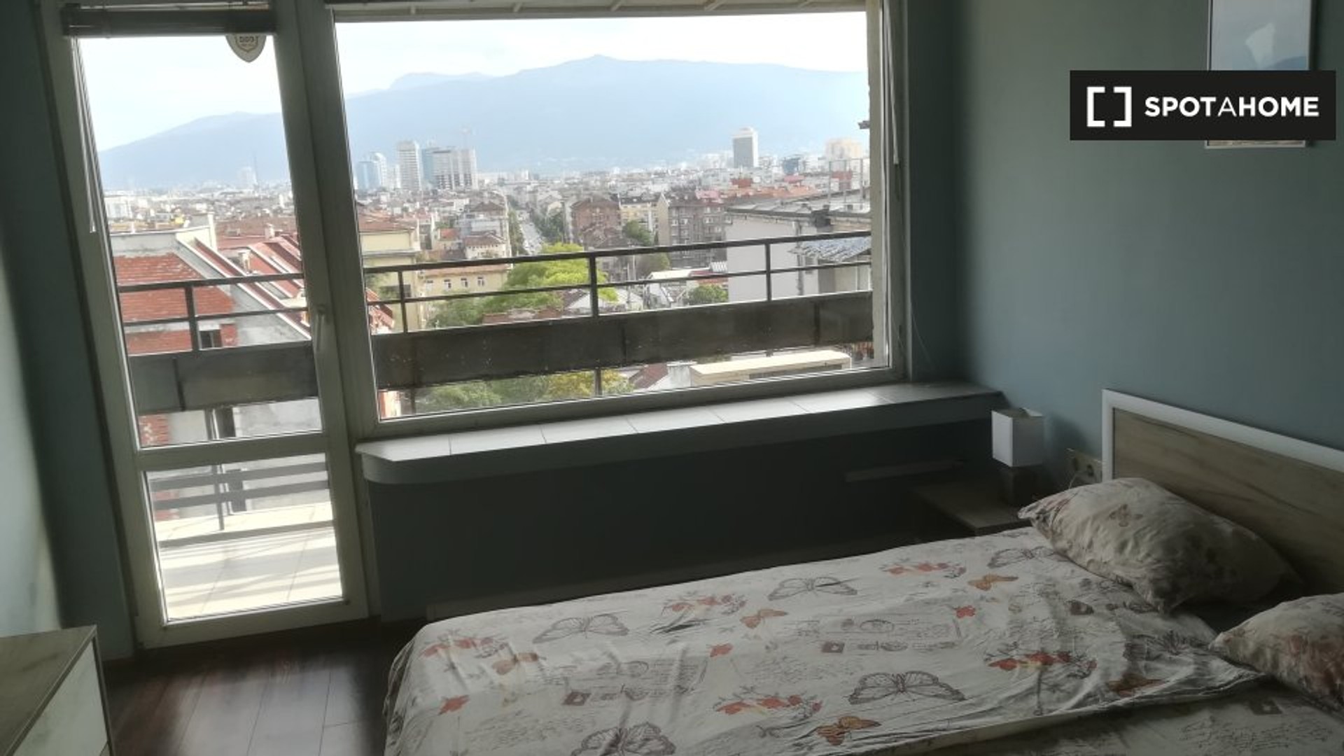 Bright private room in Sofia