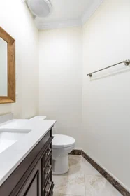 Stanza privata in #1598: Irving Park Chicago 60618, immagine 5 di 12
