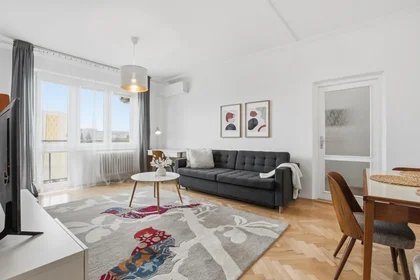 Logement entier à Astrová 8, image 1 de 10
