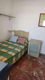 Habitación en alquiler con cama doble Almeria