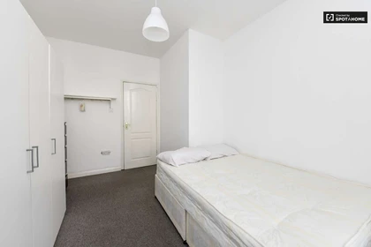 Günstiges Privatzimmer in London