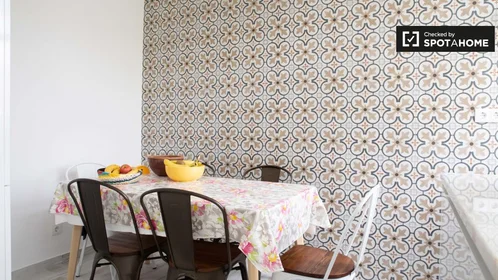 私人房间 在 Av. Gago Coutinho Parede, Portugal, 19的图像16