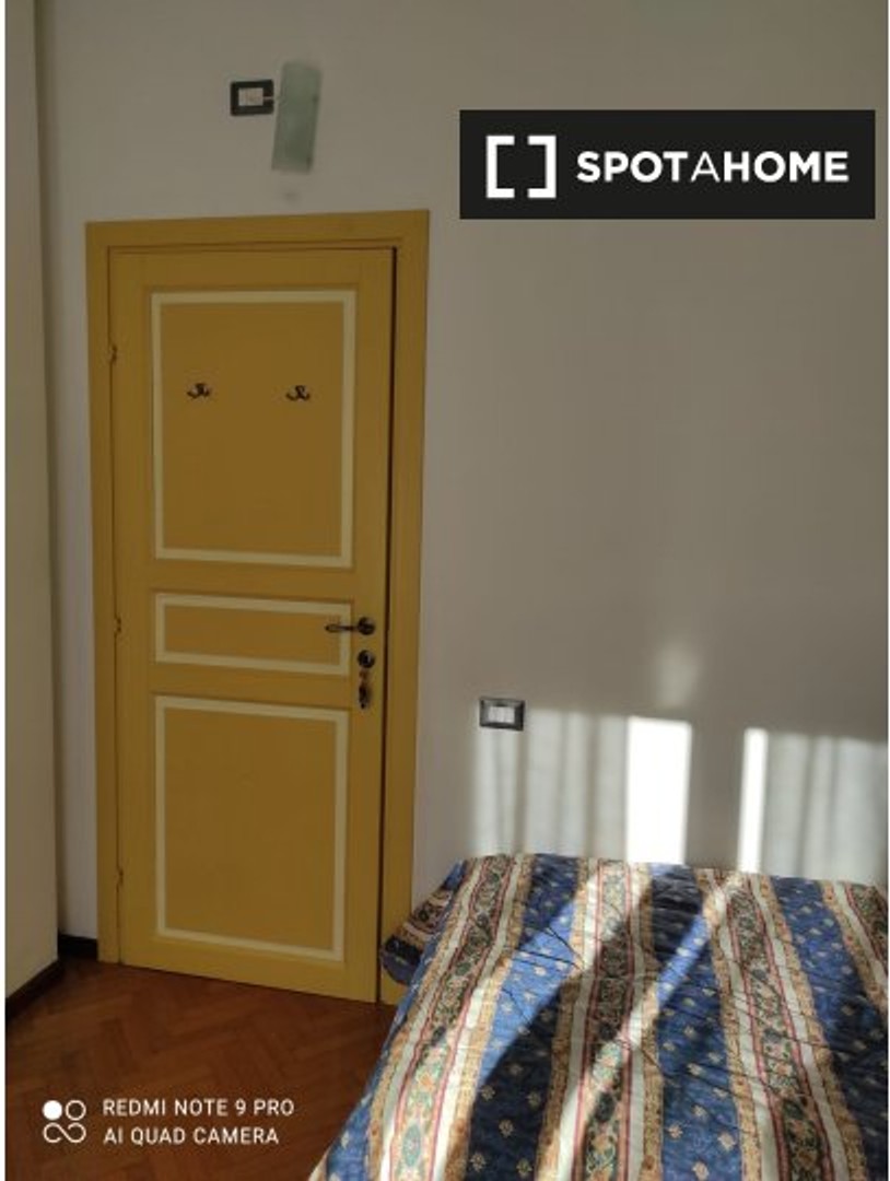 Cheap private room in Perugia