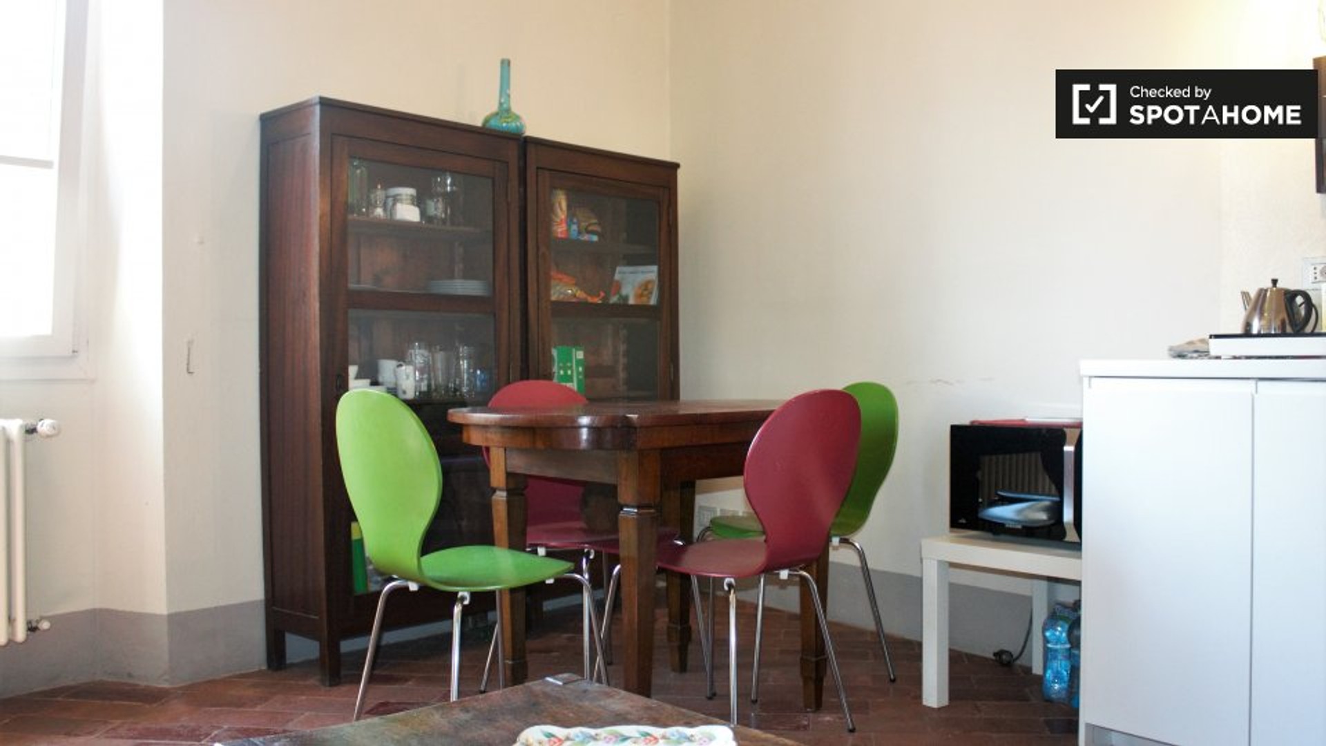 Alojamento com 2 quartos em Florença