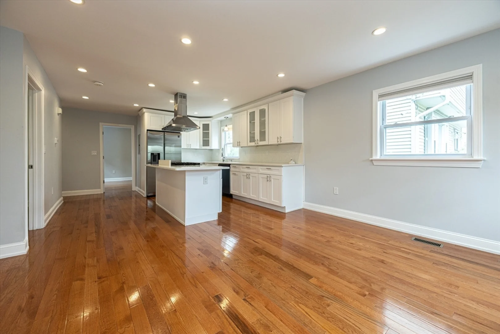 1495, Hyde Park Ave., Unit 1, Hyde Park, Boston, MA, 02136