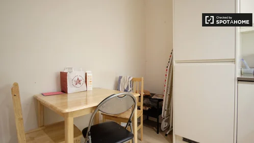 Private room at Tachbrook Street, image 9 of 17