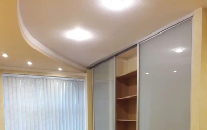 Habitación en alquiler con cama doble {area}