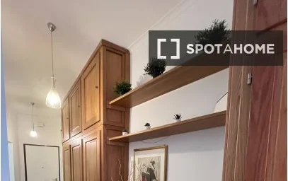 Entire apartment at Via Iberia, image 18 of 19