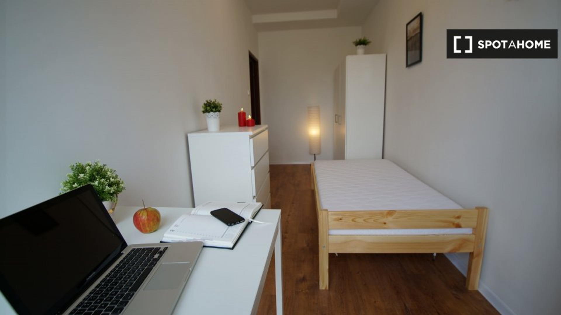 Pokój do wynajęcia z podwójnym łóżkiem w Łódź