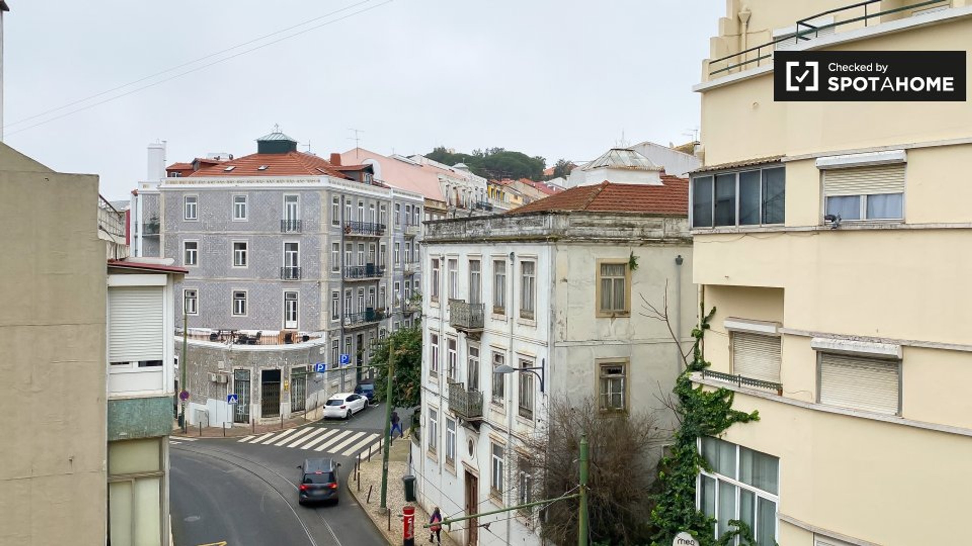 Chambre individuelle lumineuse à Lisbonne