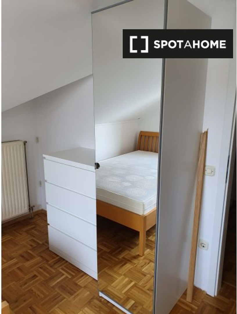 Room for rent with double bed Ljubljana
