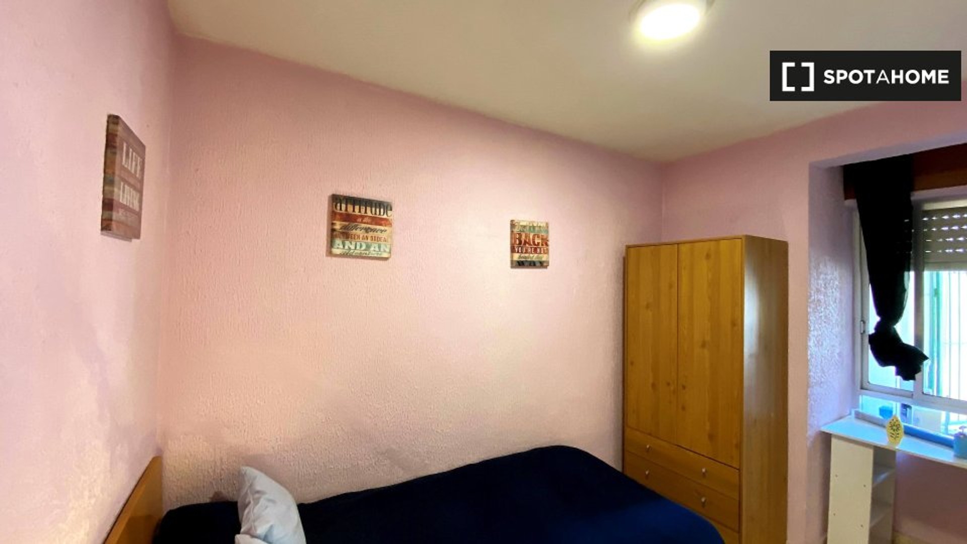 Cheap private room in Cartagena