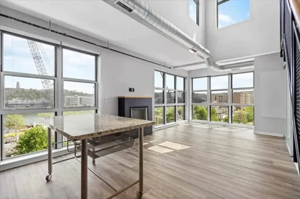 Studio in residence at 2626 South Tunnel Blvd, Pittsburgh, PA 15203, United States, image 24 of 49
