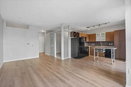 Studio in residence at 2626 South Tunnel Blvd, Pittsburgh, PA 15203, United States, image 6 of 49