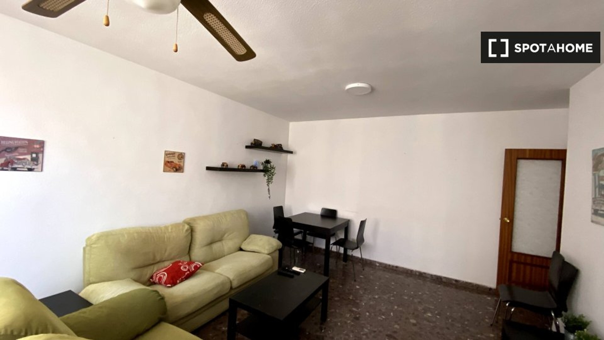 Cartagena içinde aydınlık özel oda