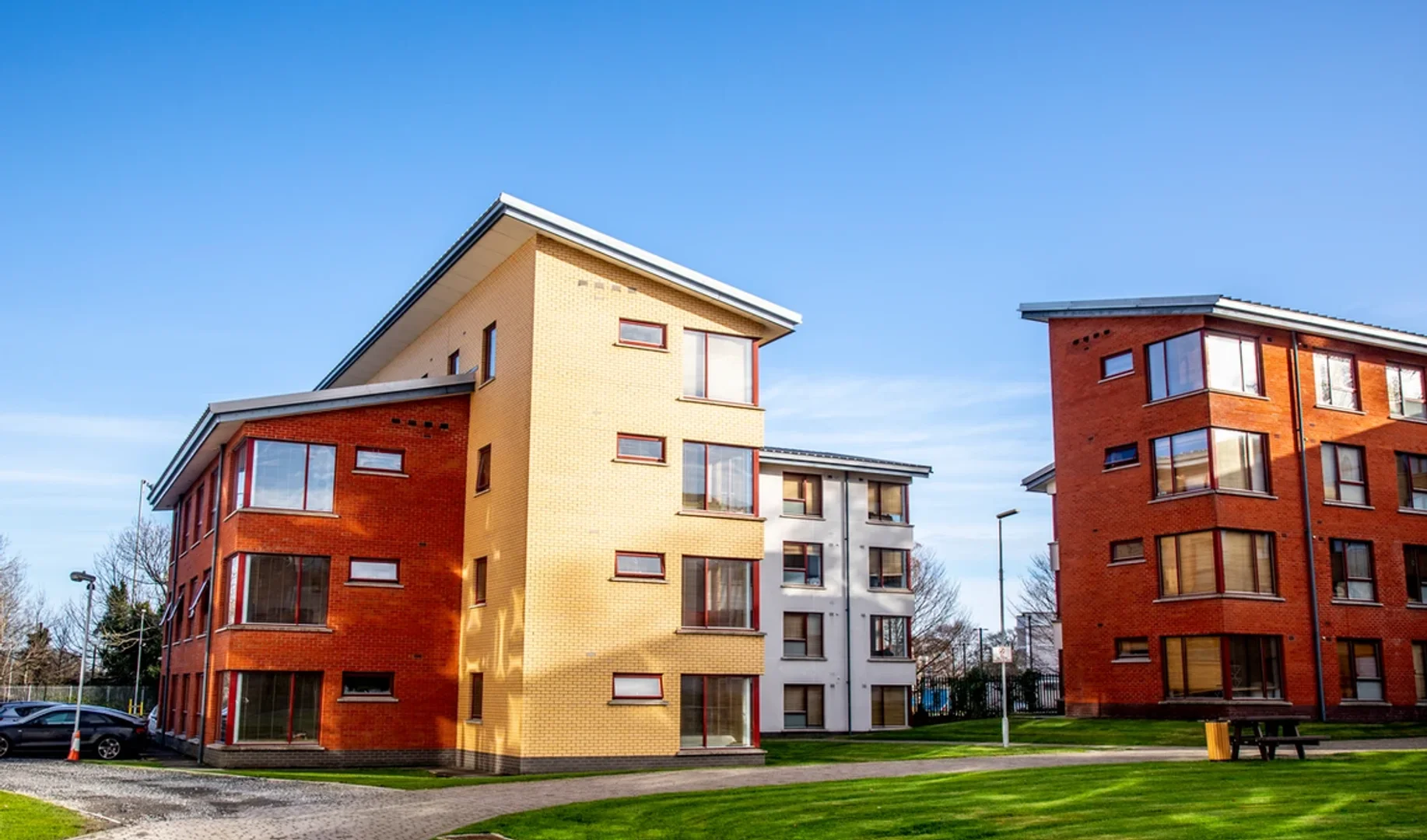 Affordable room for students with ample lighting in 