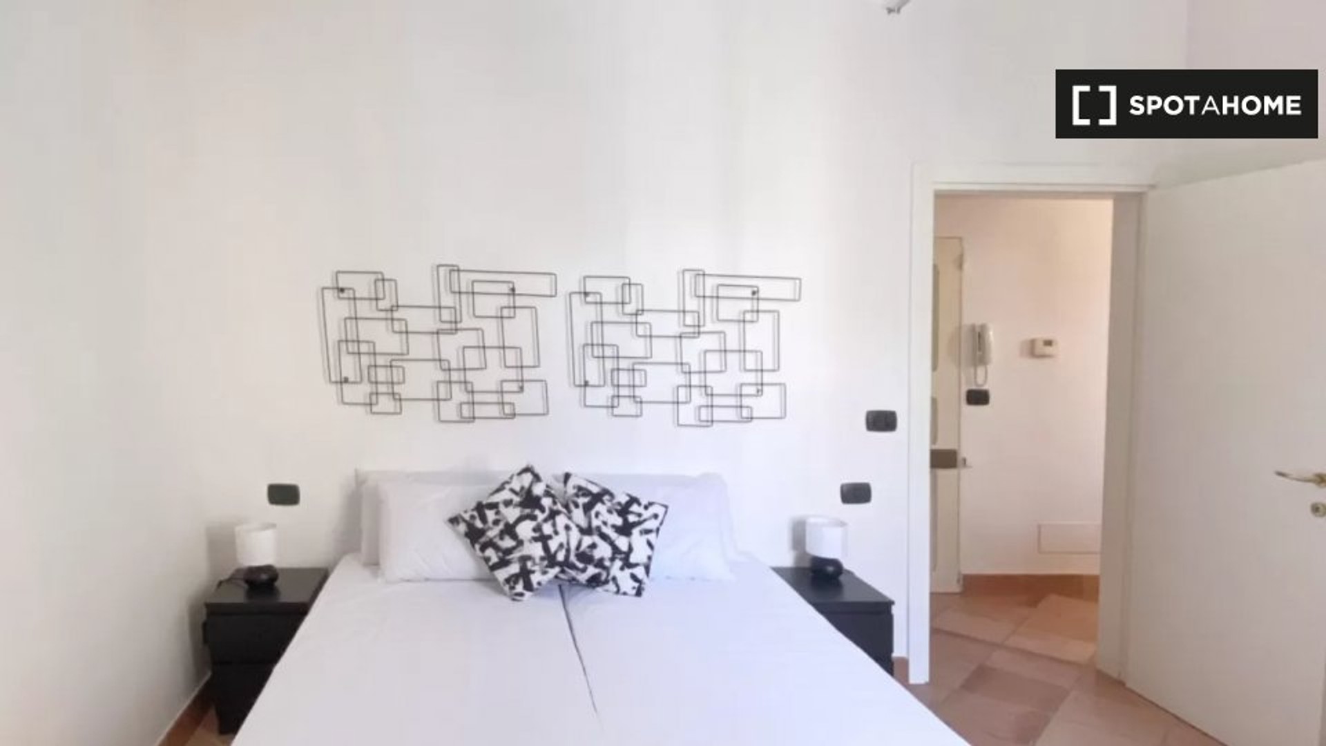 Apartamento moderno y luminoso en Bolonia