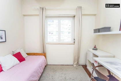 Quarto para alugar ao mês em Lisboa