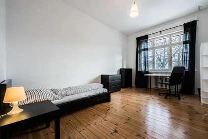 Stanza privata in Cunostraße, immagine 1 di 10