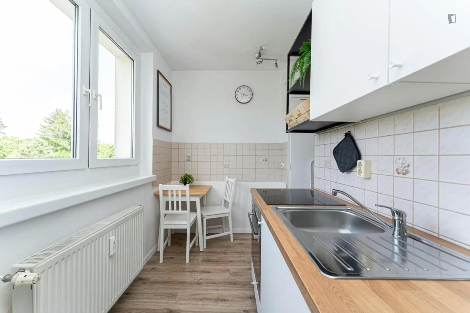 Chambre à louer dans un appartement d'étudiant à , entièrement meublée