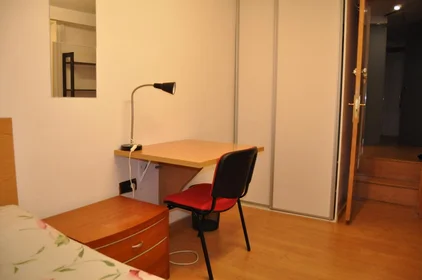 Habitación privada en Calle Ponciano, imagen 2 de 20