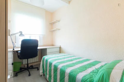 Prywatny pokój Calle Doctor Barraquer, obraz 1 10
