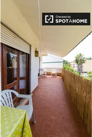 Habitación privada en Av. Infante Dom Henrique, 2775 Parede, Portugal, imagen 13 de 19