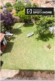 Habitación privada en Av. Infante Dom Henrique, 2775 Parede, Portugal, imagen 16 de 19