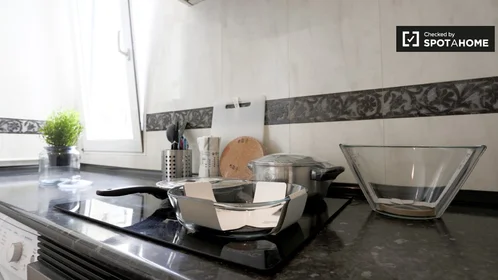 Privatzimmer in der Calle Mantuano, 4, 28002 Madrid, Spain, bild 12 von 19