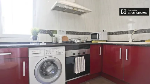 Privatzimmer in der Calle Mantuano, 4, 28002 Madrid, Spain, bild 14 von 19