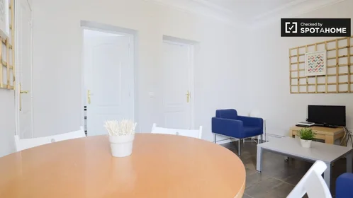 Privatzimmer in der Calle Mantuano, 4, 28002 Madrid, Spain, bild 17 von 19