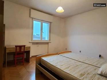 Pokój do wynajęcia z podwójnym łóżkiem w Trento